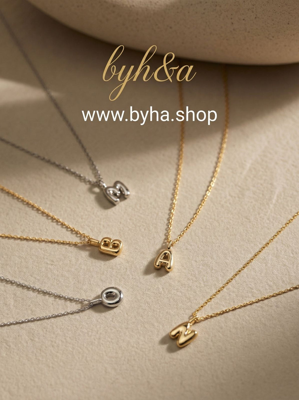 Custom Bubble Initial Pendant | 18k Gold plated | Tarnish free | Stainless steel