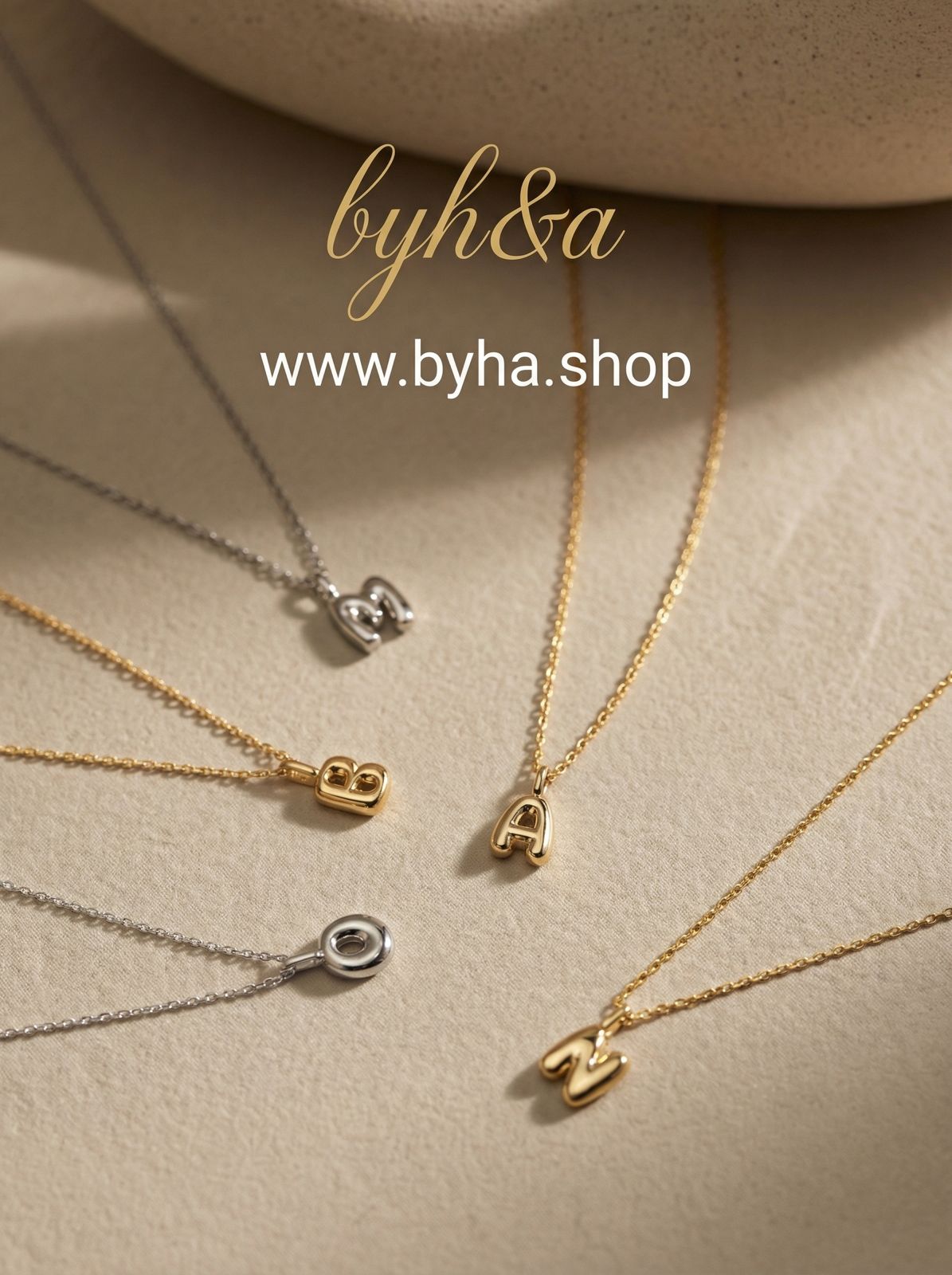 Custom Bubble Initial Pendant | 18k Gold plated | Tarnish free | Stainless steel